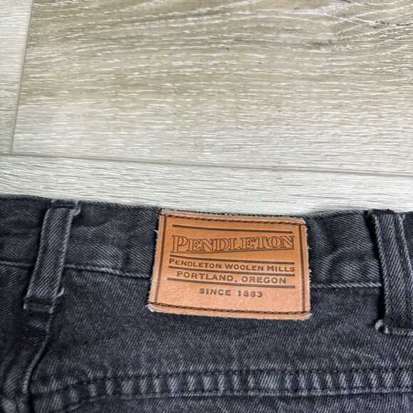 Pendleton Women’s Black Straight Leg Cotton Denim Jeans‎ Size 8P - Picture 4 of 5